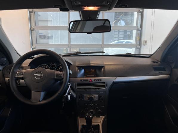 Opel Astra H с пробегом 2006 года, цена 375 000 рублей, 246142 км, хэтчбек, Автокод Объявления