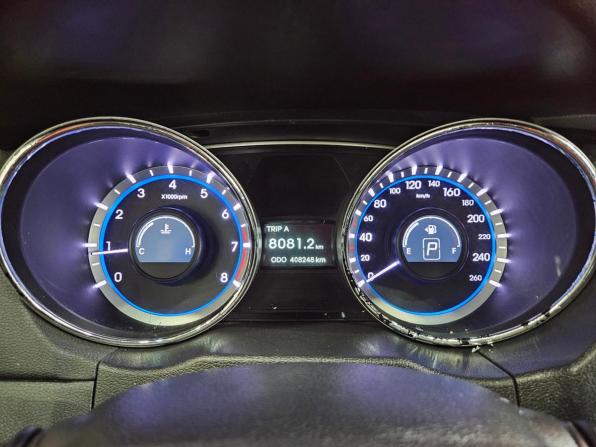 Hyundai Sonata VI (YF) с пробегом 2011 года, цена 595 000 рублей, 408246 км, седан, Автокод Объявления