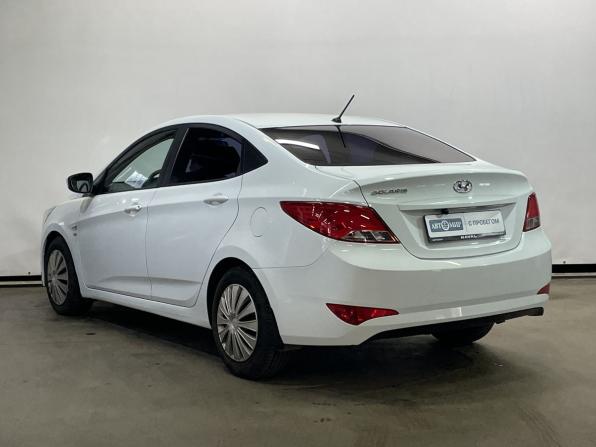 Hyundai Solaris I Рестайлинг с пробегом 2016 года, цена 1 299 000 рублей, 52816 км, седан, Автокод Объявления