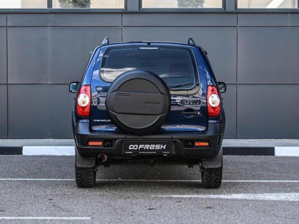 Chevrolet Niva I Рестайлинг с пробегом 2017 года, цена 779 000 рублей, 112971 км, внедорожник, Автокод Объявления