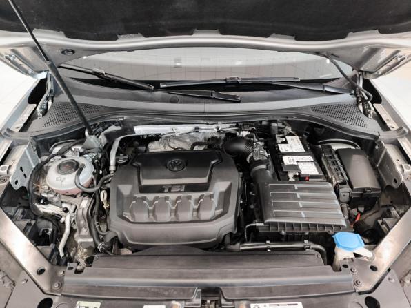 Volkswagen Tiguan II с пробегом 2018 года, цена 2 850 000 рублей, 130817 км, внедорожник, Автокод Объявления