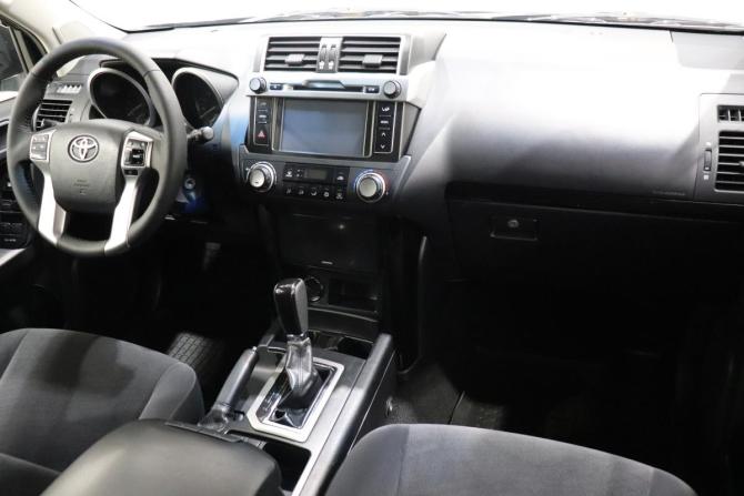 Toyota Land Cruiser Prado 150 Series Рестайлинг 1 с пробегом 2014 года, цена 3 180 000 рублей, 123114 км, внедорожник, Автокод Объявления