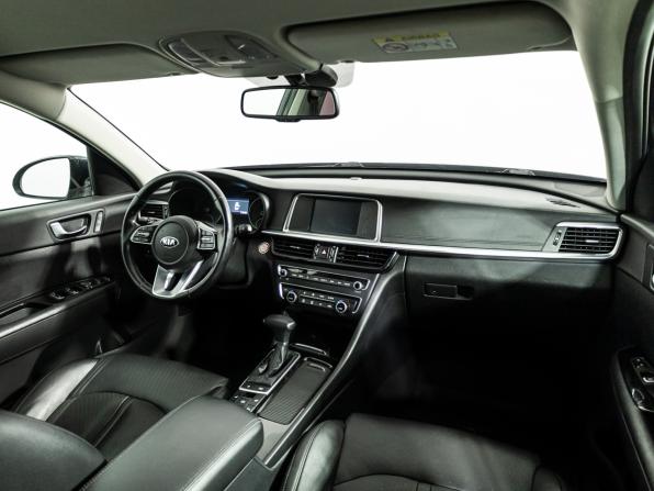 Kia Optima IV Рестайлинг с пробегом 2018 года, цена 1 749 777 рублей, 179158 км, седан, Автокод Объявления