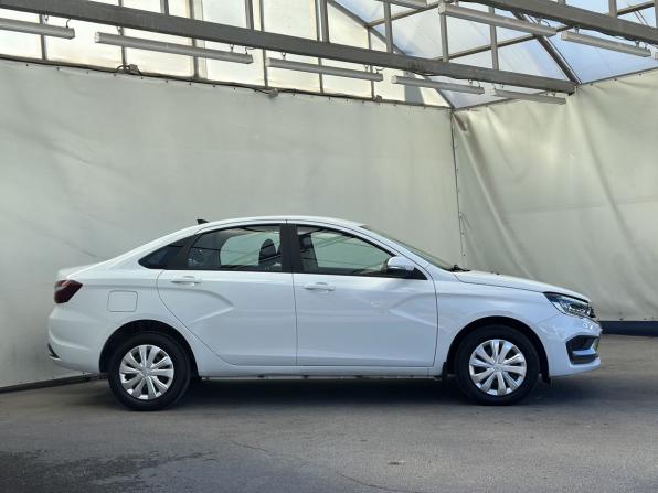 Lada (ВАЗ) Vesta I Рестайлинг (NG) с пробегом 2024 года, цена 1 350 000 рублей, 38050 км, седан, Автокод Объявления