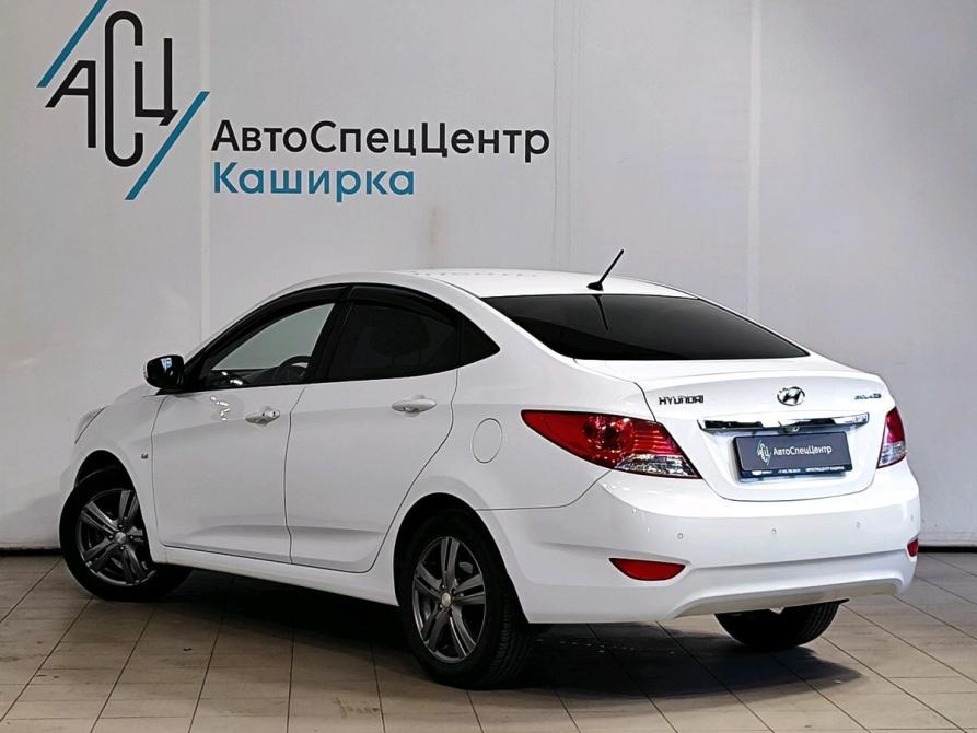 Hyundai Solaris I Москва  - изображение 4