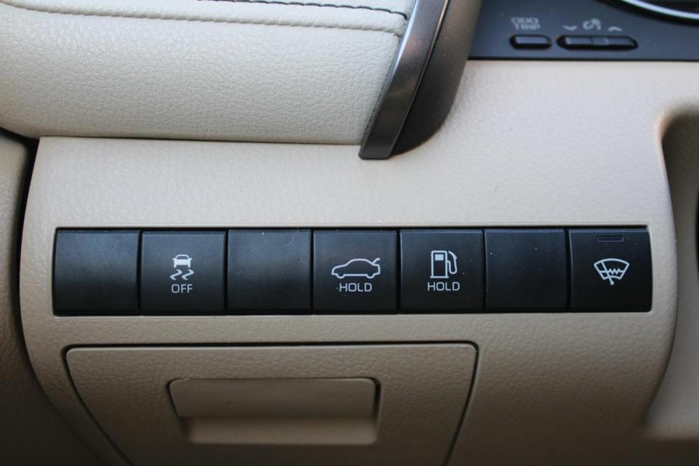 Toyota Camry VIII (XV70) Рестайлинг Пермь  - изображение 17