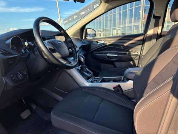 Ford Kuga II Рестайлинг с пробегом 2017 года, цена 1 605 000 рублей, 118741 км, внедорожник, Автокод Объявления
