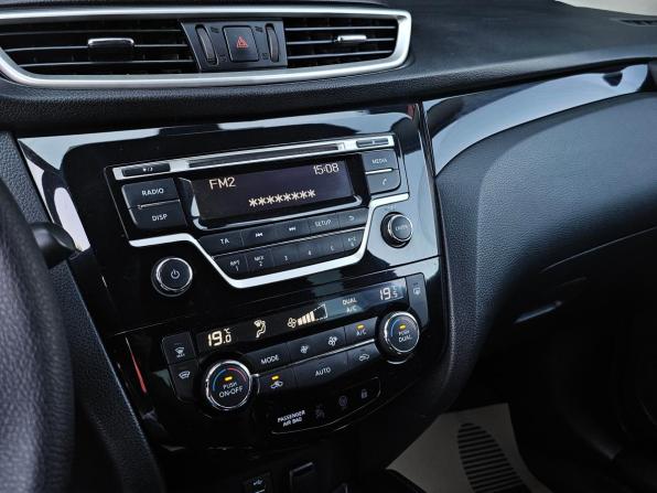 Nissan Qashqai II с пробегом 2018 года, цена 1 895 000 рублей, 53900 км, внедорожник, Автокод Объявления