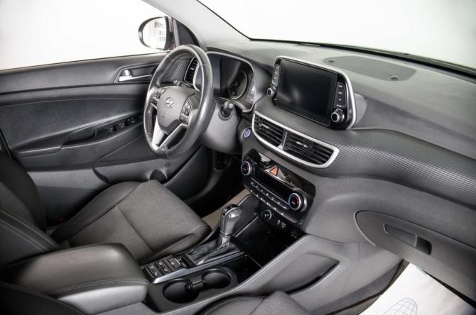 Hyundai Tucson III Рестайлинг с пробегом 2019 года, цена 1 999 000 рублей, 183000 км, внедорожник, Автокод Объявления