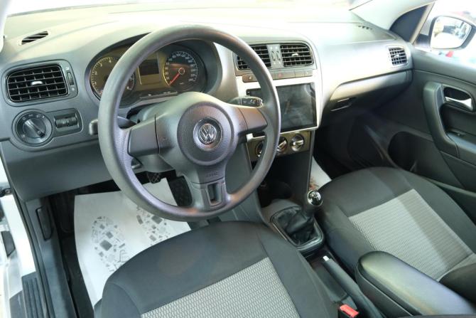 Volkswagen Polo V с пробегом 2014 года, цена 929 000 рублей, 179400 км, седан, Автокод Объявления