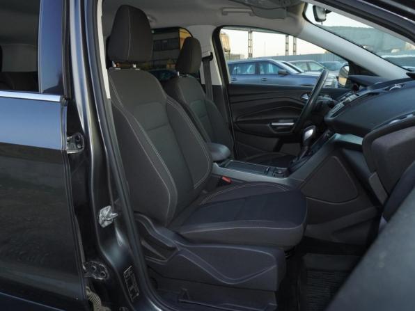 Ford Kuga II Рестайлинг с пробегом 2017 года, цена 1 548 000 рублей, 137768 км, внедорожник, Автокод Объявления