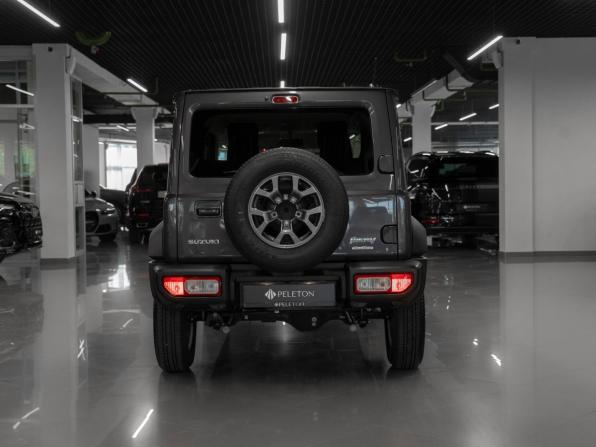 Suzuki Jimny IV с пробегом 2025 года, цена 3 950 000 рублей, 50 км, внедорожник, Автокод Объявления