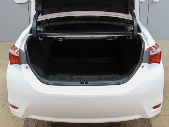 Toyota Corolla XI (E160 E170 E180) с пробегом 2014 года, цена 1 349 000 рублей, 188861 км, седан, Автокод Объявления