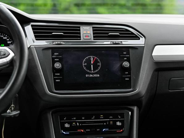 Volkswagen Tiguan II Рестайлинг с пробегом 2021 года, цена 2 399 000 рублей, 114087 км, внедорожник, Автокод Объявления