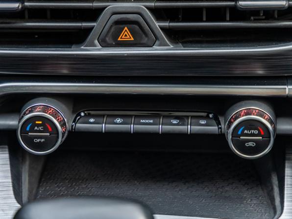 Geely Tugella I Рестайлинг с пробегом 2023 года, цена 2 998 000 рублей, 45828 км, внедорожник, Автокод Объявления