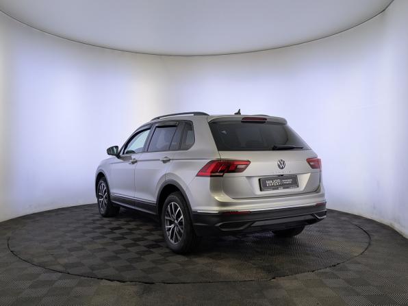 Volkswagen Tiguan II Рестайлинг с пробегом 2021 года, цена 2 800 000 рублей, 49413 км, внедорожник, Автокод Объявления