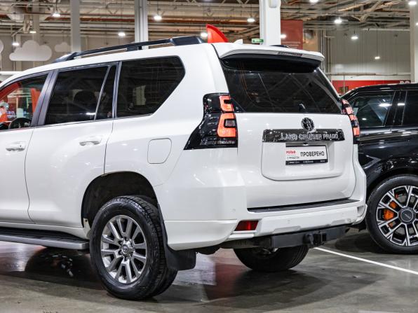 Toyota Land Cruiser Prado 150 Series Рестайлинг 2 с пробегом 2019 года, цена 4 599 700 рублей, 187635 км, внедорожник, Автокод Объявления