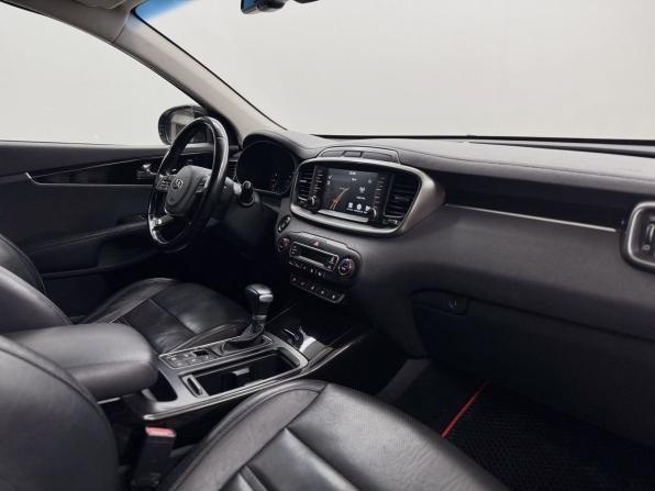 Kia Sorento III Prime Рестайлинг с пробегом 2019 года, цена 2 950 000 рублей, 122487 км, внедорожник, Автокод Объявления