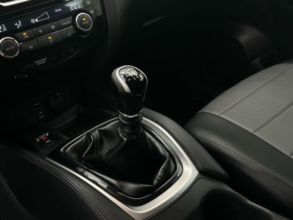 Nissan Qashqai II с пробегом 2015 года, цена 1 114 000 рублей, 203878 км, внедорожник, Автокод Объявления
