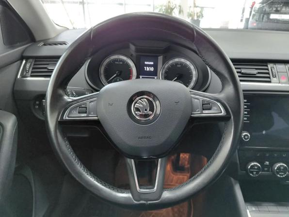 Skoda Octavia III (A7) Рестайлинг с пробегом 2018 года, цена 1 449 000 рублей, 327763 км, лифтбек, Автокод Объявления