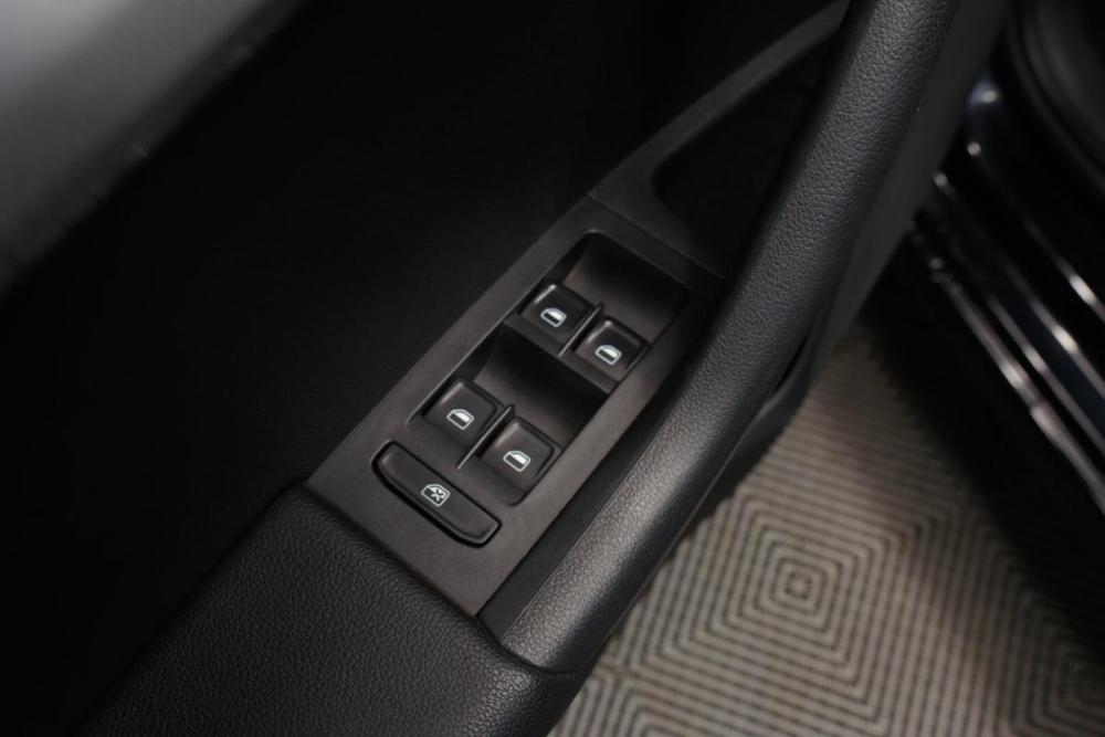 Skoda Octavia III (A7) Крым  - изображение 10