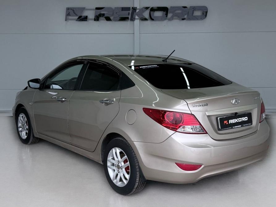 Hyundai Solaris I Уфа  - изображение 2