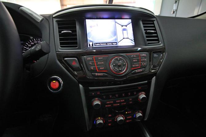 Nissan Pathfinder IV с пробегом 2015 года, цена 1 900 000 рублей, 162090 км, внедорожник, Автокод Объявления