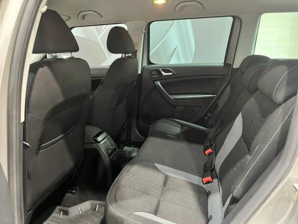 Skoda Yeti I Рестайлинг с пробегом 2017 года, цена 1 415 000 рублей, 164297 км, внедорожник, Автокод Объявления