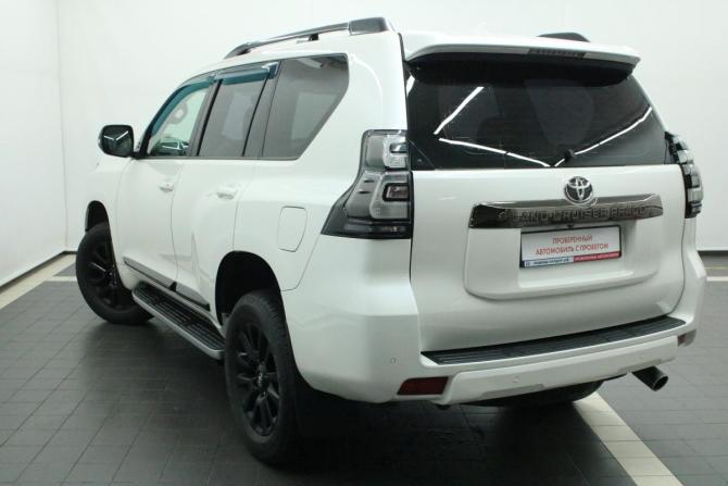 Toyota Land Cruiser Prado 150 Series Рестайлинг 3 с пробегом 2020 года, цена 6 310 000 рублей, 48192 км, внедорожник, Автокод Объявления