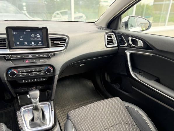 Kia Ceed III с пробегом 2019 года, цена 1 545 000 рублей, 175700 км, универсал, Автокод Объявления