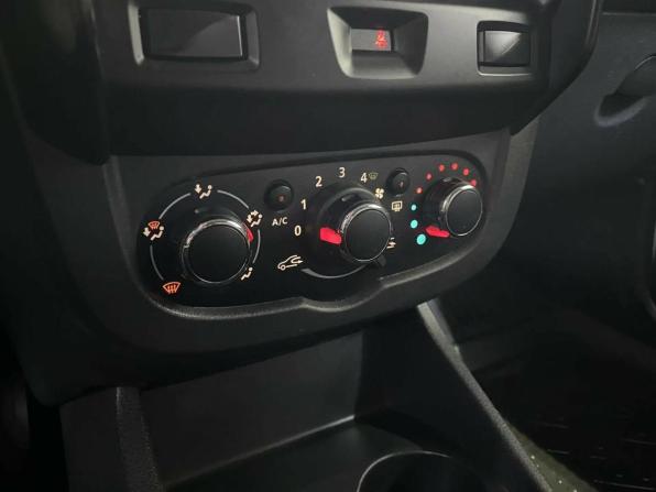 Lada (ВАЗ) Largus I Рестайлинг с пробегом 2024 года, цена 1 310 878 рублей, 29993 км, универсал, Автокод Объявления