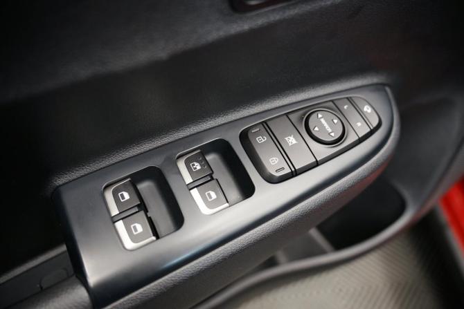 Kia Rio IV Рестайлинг с пробегом 2021 года, цена 1 990 000 рублей, 67452 км, хэтчбек, Автокод Объявления