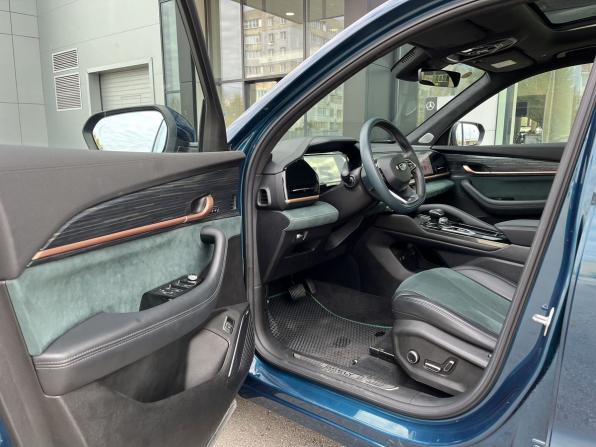 Geely Monjaro I с пробегом 2023 года, цена 3 340 000 рублей, 20241 км, внедорожник, Автокод Объявления