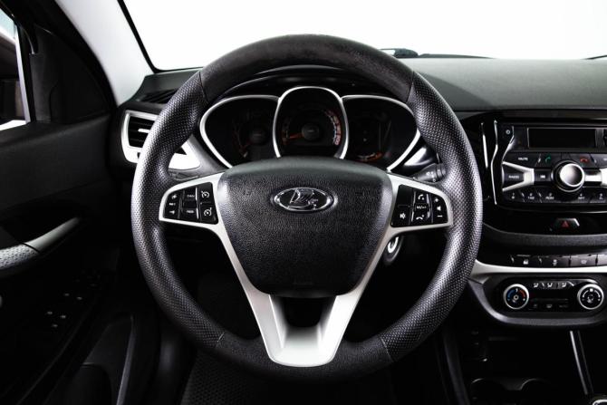 Lada (ВАЗ) Vesta I с пробегом 2019 года, цена 929 000 рублей, 133000 км, седан, Автокод Объявления