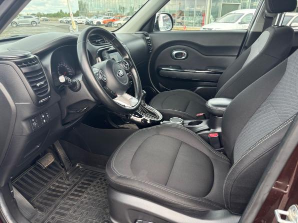 Kia Soul II Рестайлинг с пробегом 2018 года, цена 1 700 000 рублей, 98000 км, хэтчбек, Автокод Объявления