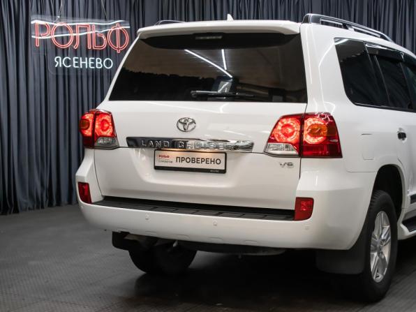 Toyota Land Cruiser 200 Series Рестайлинг 1 с пробегом 2014 года, цена 4 949 000 рублей, 121480 км, внедорожник, Автокод Объявления
