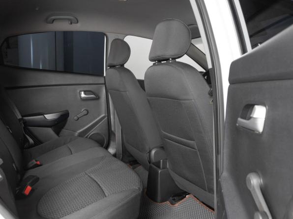 Kia Rio III Рестайлинг с пробегом 2016 года, цена 953 400 рублей, 178000 км, седан, Автокод Объявления