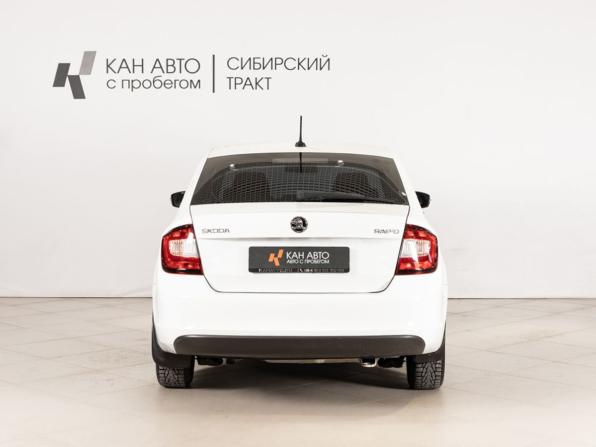 Skoda Rapid I Рестайлинг с пробегом 2018 года, цена 810 000 рублей, 206087 км, лифтбек, Автокод Объявления