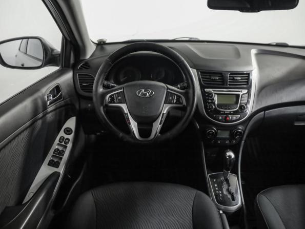 Hyundai Solaris I с пробегом 2012 года, цена 669 000 рублей, 236111 км, седан, Автокод Объявления