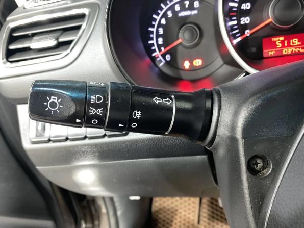 Kia Rio III Рестайлинг с пробегом 2017 года, цена 1 109 000 рублей, 104000 км, хэтчбек, Автокод Объявления