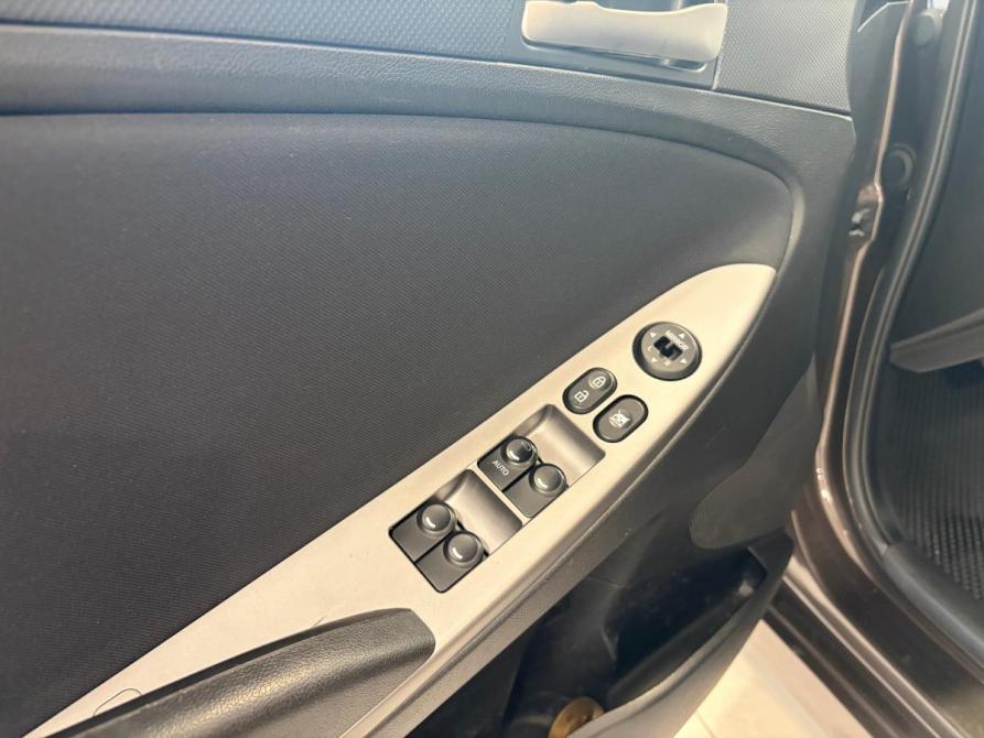 Hyundai Solaris I Рестайлинг Астрахань  - изображение 15