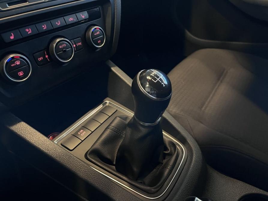 Volkswagen Jetta VI Рестайлинг Чебоксары  - изображение 21