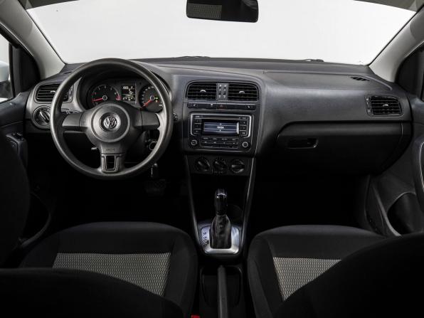 Volkswagen Polo V с пробегом 2015 года, цена 990 000 рублей, 114438 км, седан, Автокод Объявления