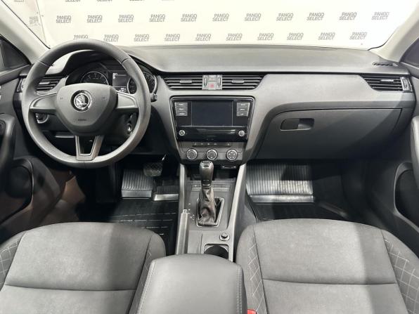 Skoda Octavia III (A7) Рестайлинг с пробегом 2017 года, цена 1 622 400 рублей, 52135 км, лифтбек, Автокод Объявления