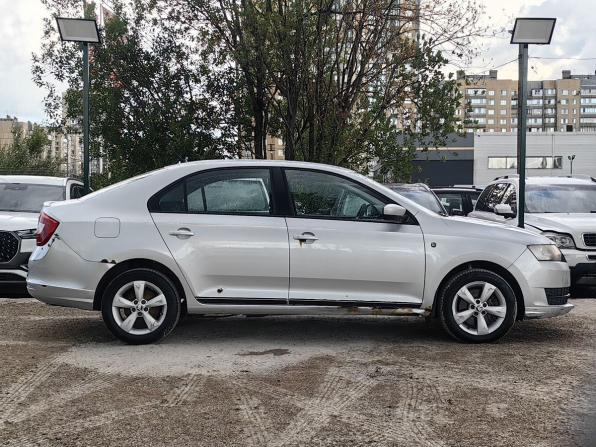 Skoda Rapid I с пробегом 2015 года, цена 599 000 рублей, 330000 км, лифтбек, Автокод Объявления