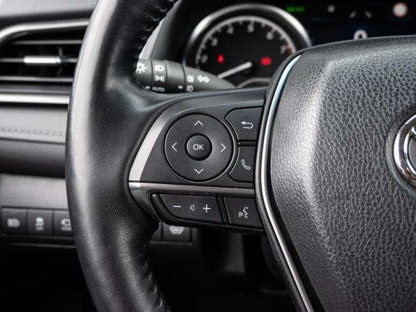 Toyota Camry VIII (XV70) Рестайлинг с пробегом 2021 года, цена 4 200 000 рублей, 50302 км, седан, Автокод Объявления