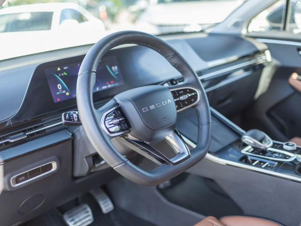 Omoda C5 I с пробегом 2023 года, цена 2 159 000 рублей, 43123 км, внедорожник, Автокод Объявления