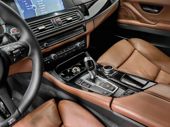 BMW 5 серии VI (F10/F11/F07) с пробегом 2012 года, цена 2 050 000 рублей, 210500 км, седан, Автокод Объявления