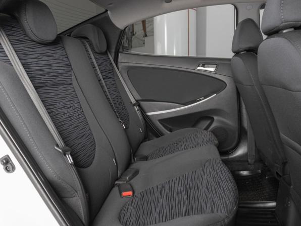 Hyundai Solaris I Рестайлинг с пробегом 2015 года, цена 991 100 рублей, 125728 км, седан, Автокод Объявления