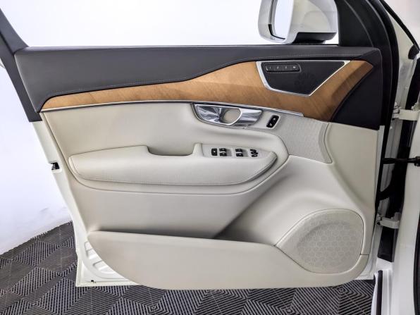 Volvo XC90 II Рестайлинг 1 с пробегом 2021 года, цена 5 100 000 рублей, 80152 км, внедорожник, Автокод Объявления